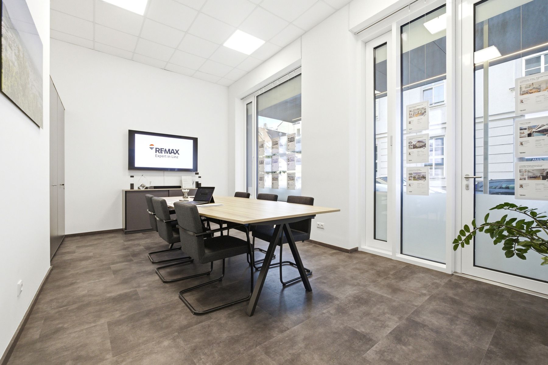 Maklerbüro REMAX Expert